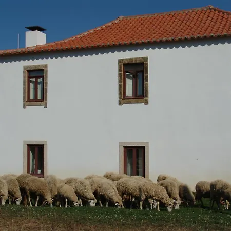 בית חווה Quinta Da Alagoa *